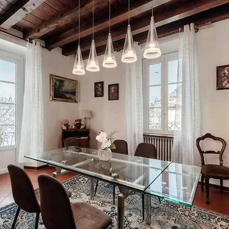 Apartment Casa Tobia - Unique View Downtown Como
